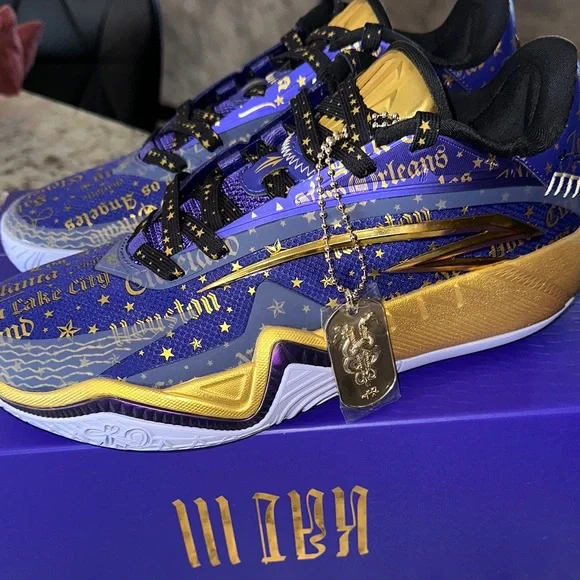 Men Blue and Gold Basketball Shoes - Picture 2 of 7